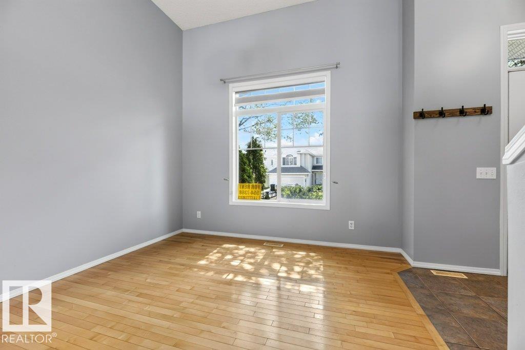 #7 8304 11 AV SW - Image 12