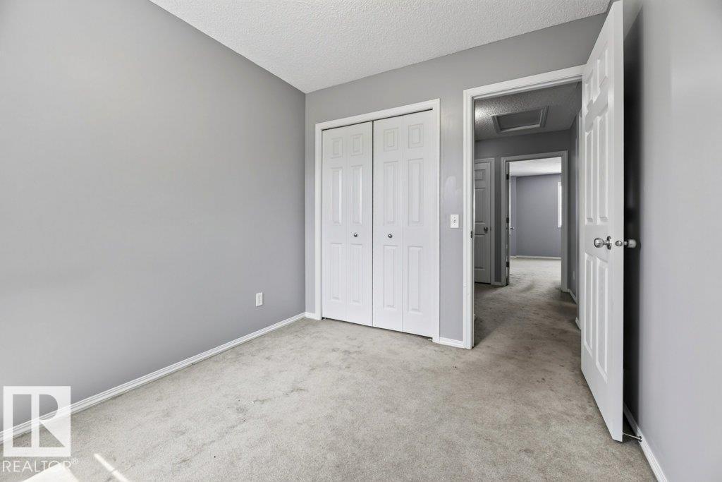 #7 8304 11 AV SW - Image 31