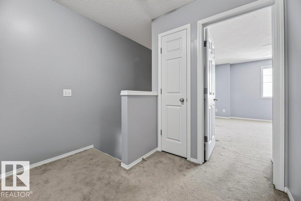 #7 8304 11 AV SW - Image 27