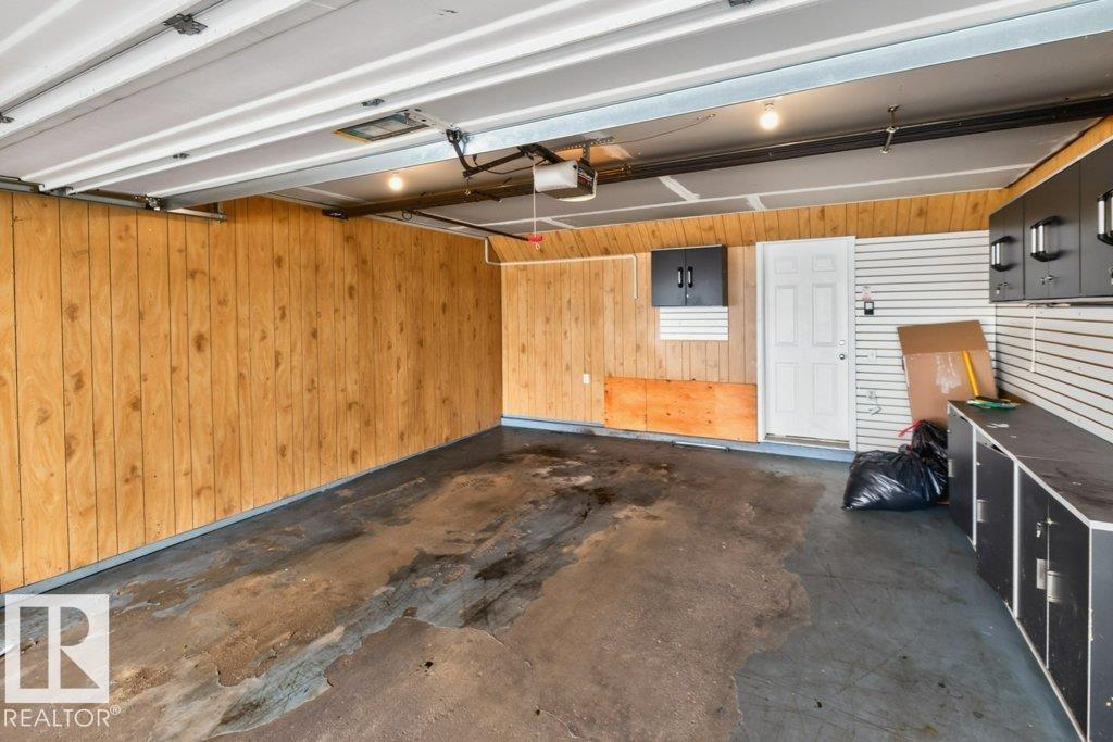 #7 8304 11 AV SW - Image 35