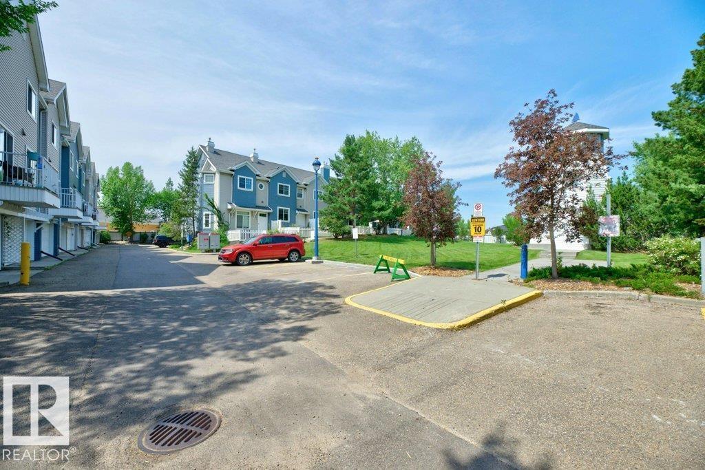 #7 8304 11 AV SW - Image 47