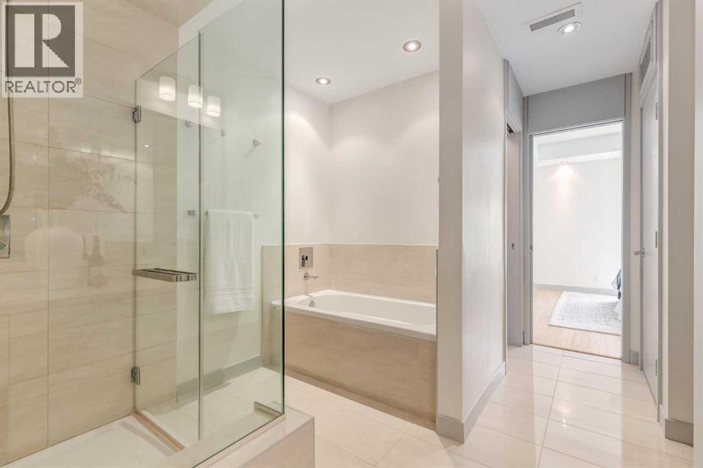 #403 2905 16 Street SW - 17