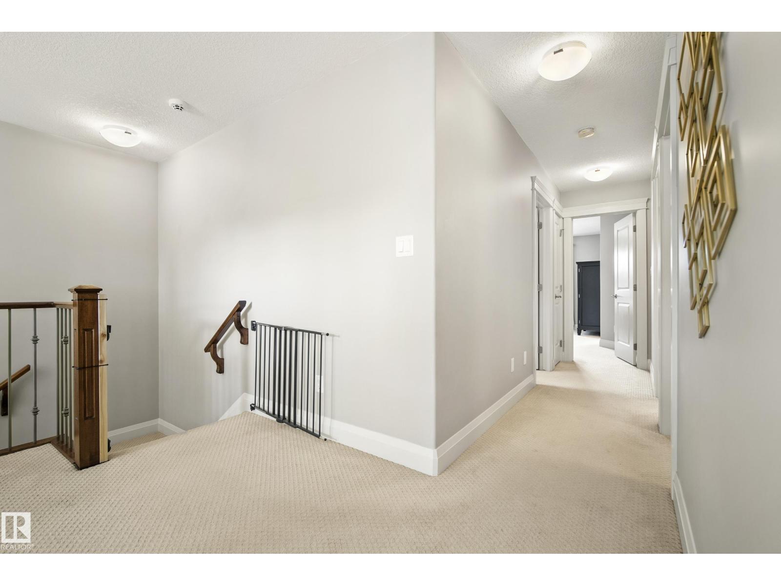 9844 75 AV NW - 16