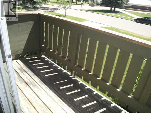 39 Meadowlark Boulevard N - 18