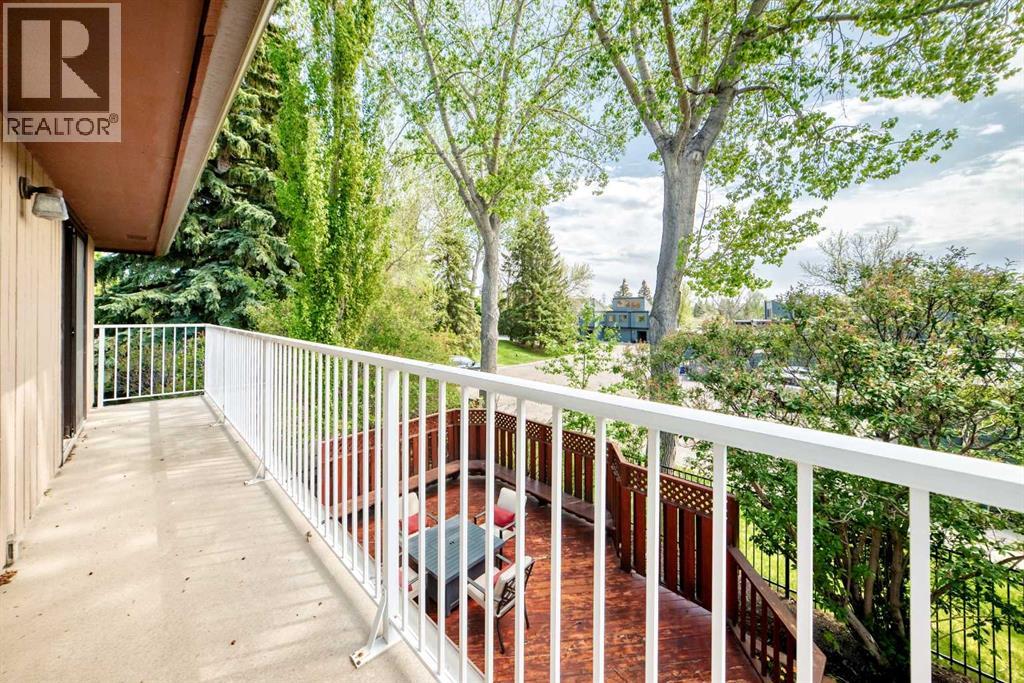 123 Varsity Estates Grove NW - 36