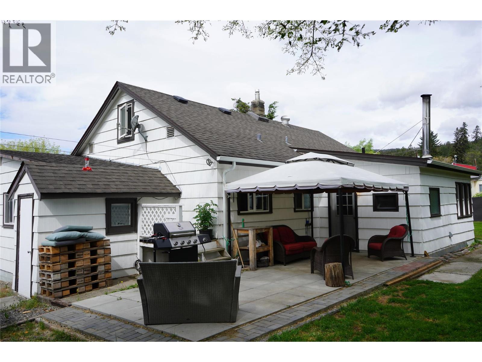 304 MCDONALD Avenue - 5