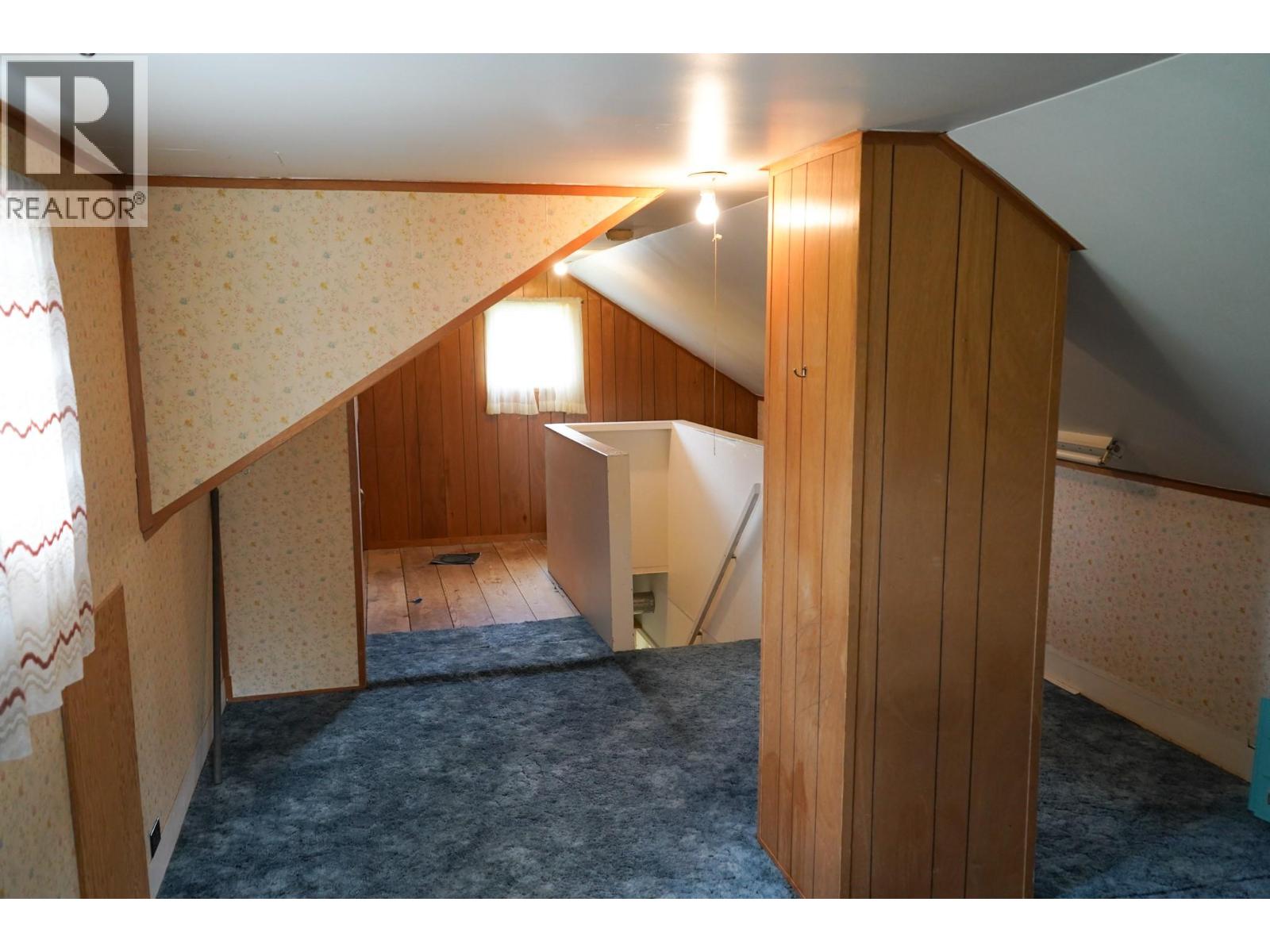 304 MCDONALD Avenue - 29