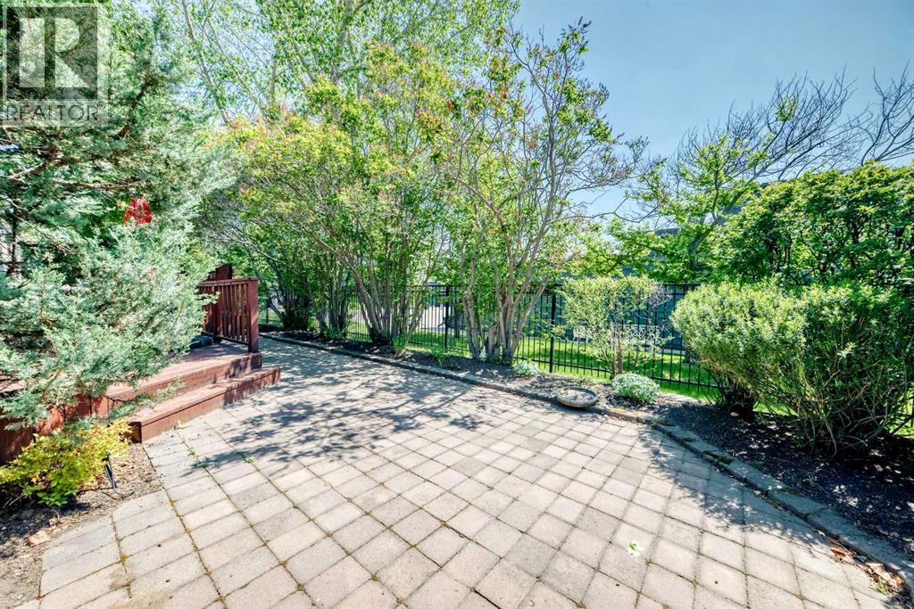 123 Varsity Estates Grove NW - 50