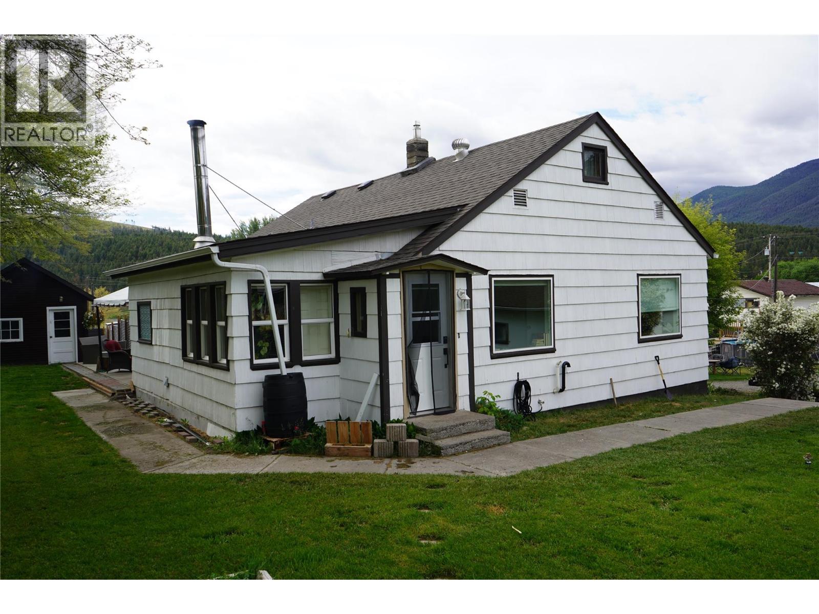 304 MCDONALD Avenue - 41