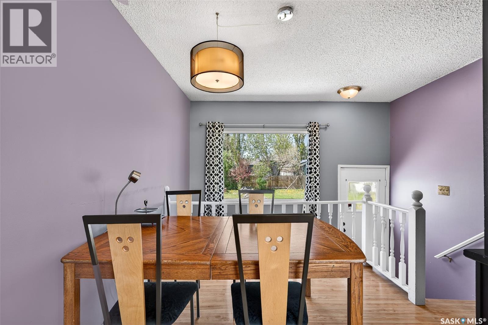 22 Edelweiss CRESCENT - 13