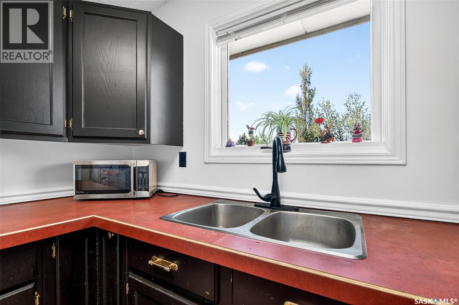 22 Edelweiss CRESCENT - 21