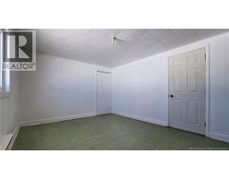 15- 15-1/2 Aberdeen Street, photo 11