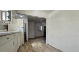 15- 15-1/2 Aberdeen Street, photo 14