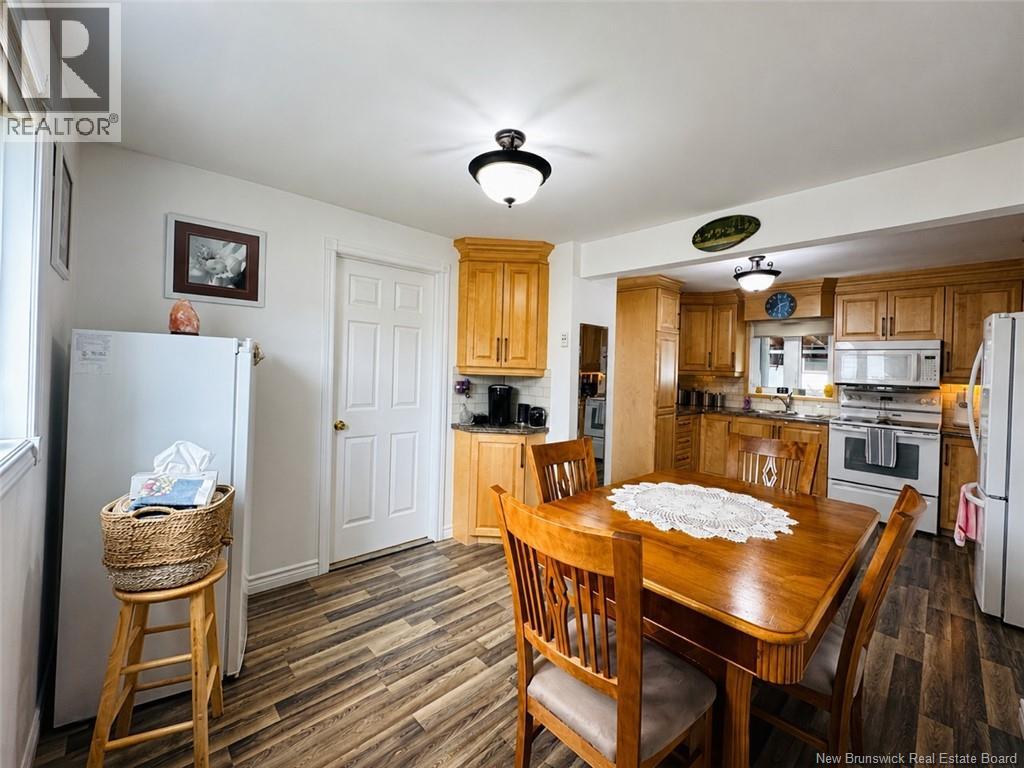 523 Queen Street - 4