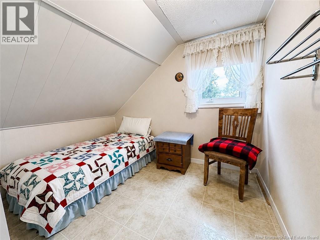 523 Queen Street - Image 12
