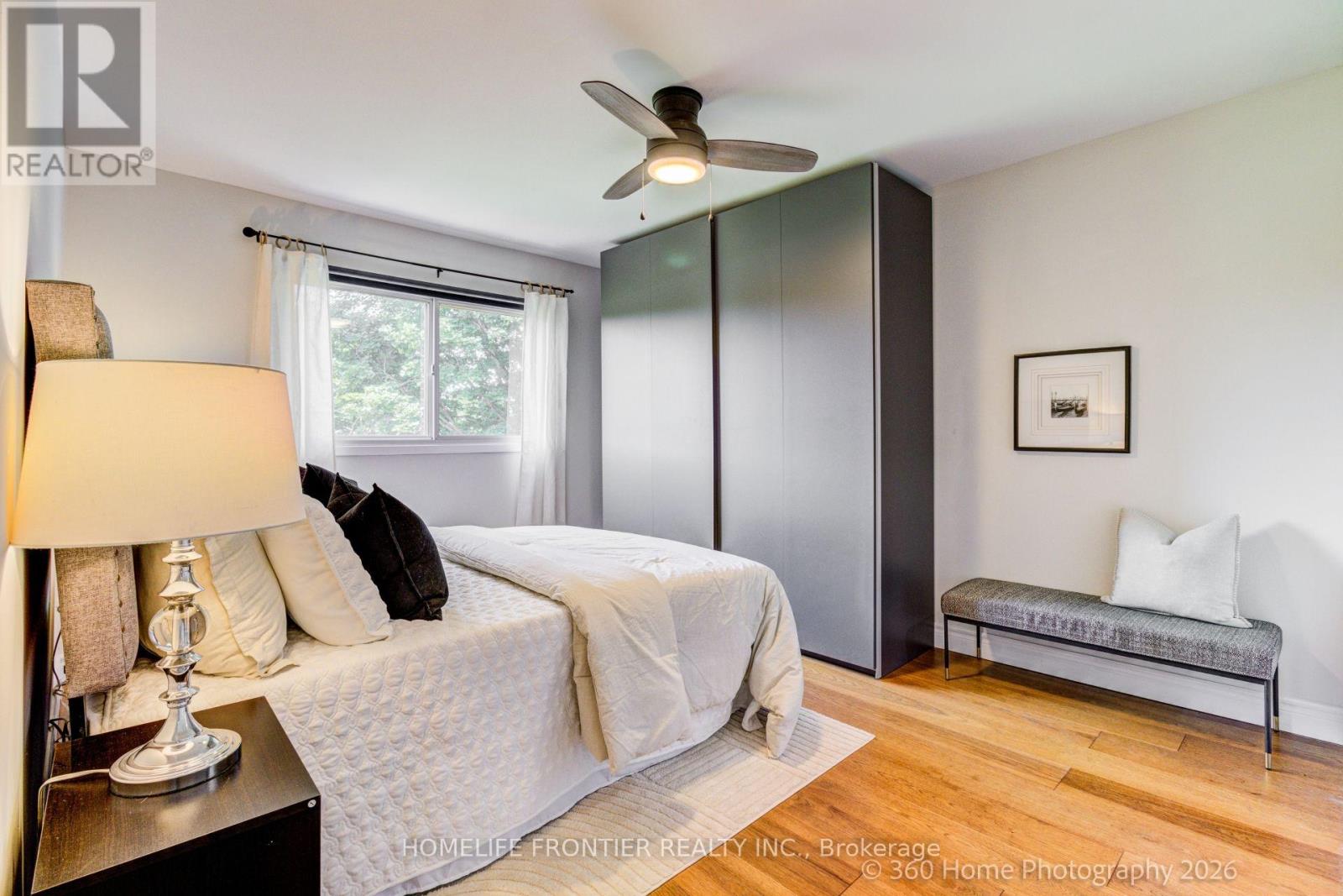 92 POPLAR CRESCENT W - 18