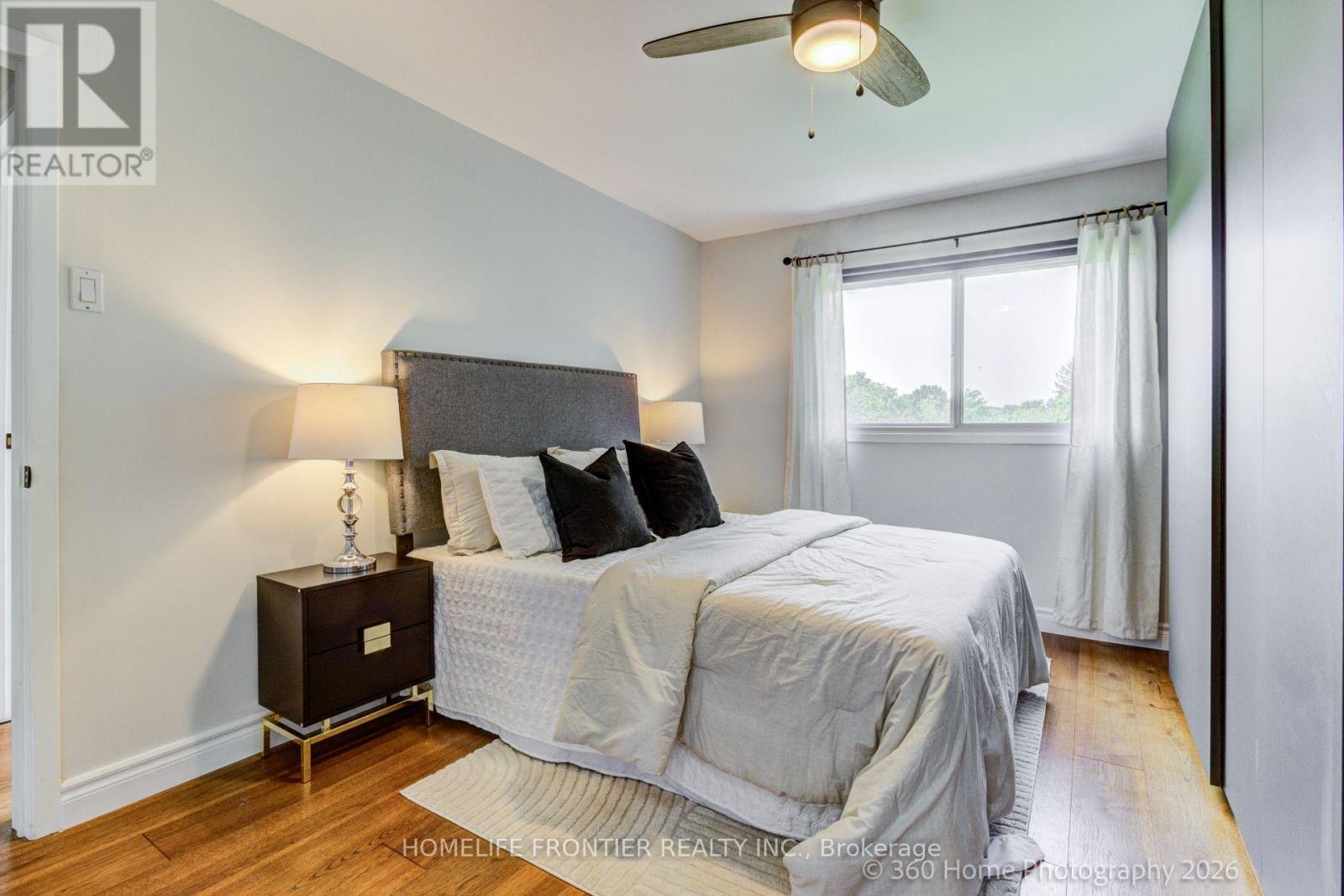 92 POPLAR CRESCENT W - 19