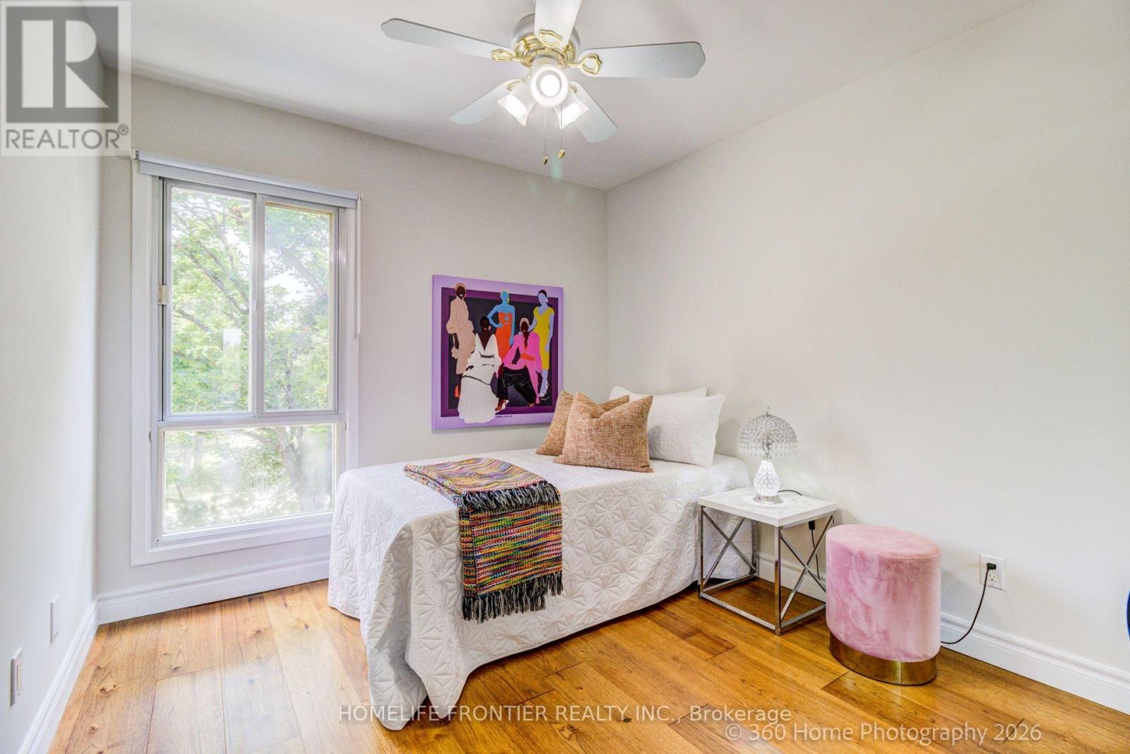 92 POPLAR CRESCENT W - 23