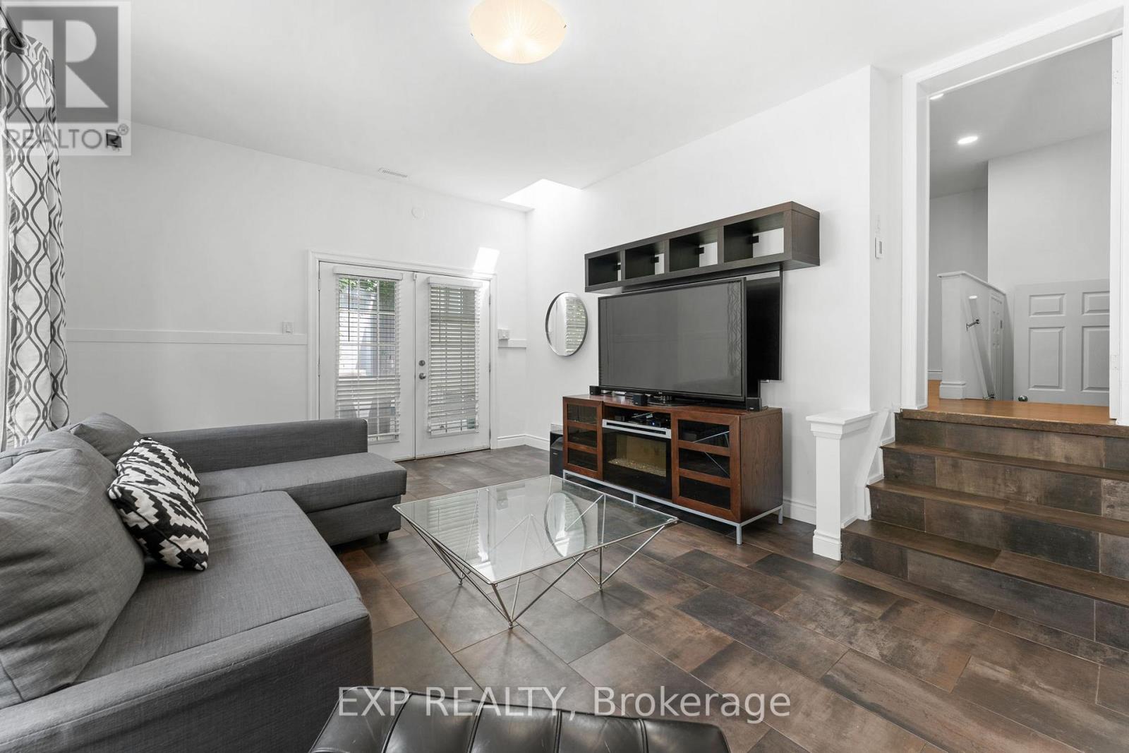 20 MALAREN ROAD - Image 33