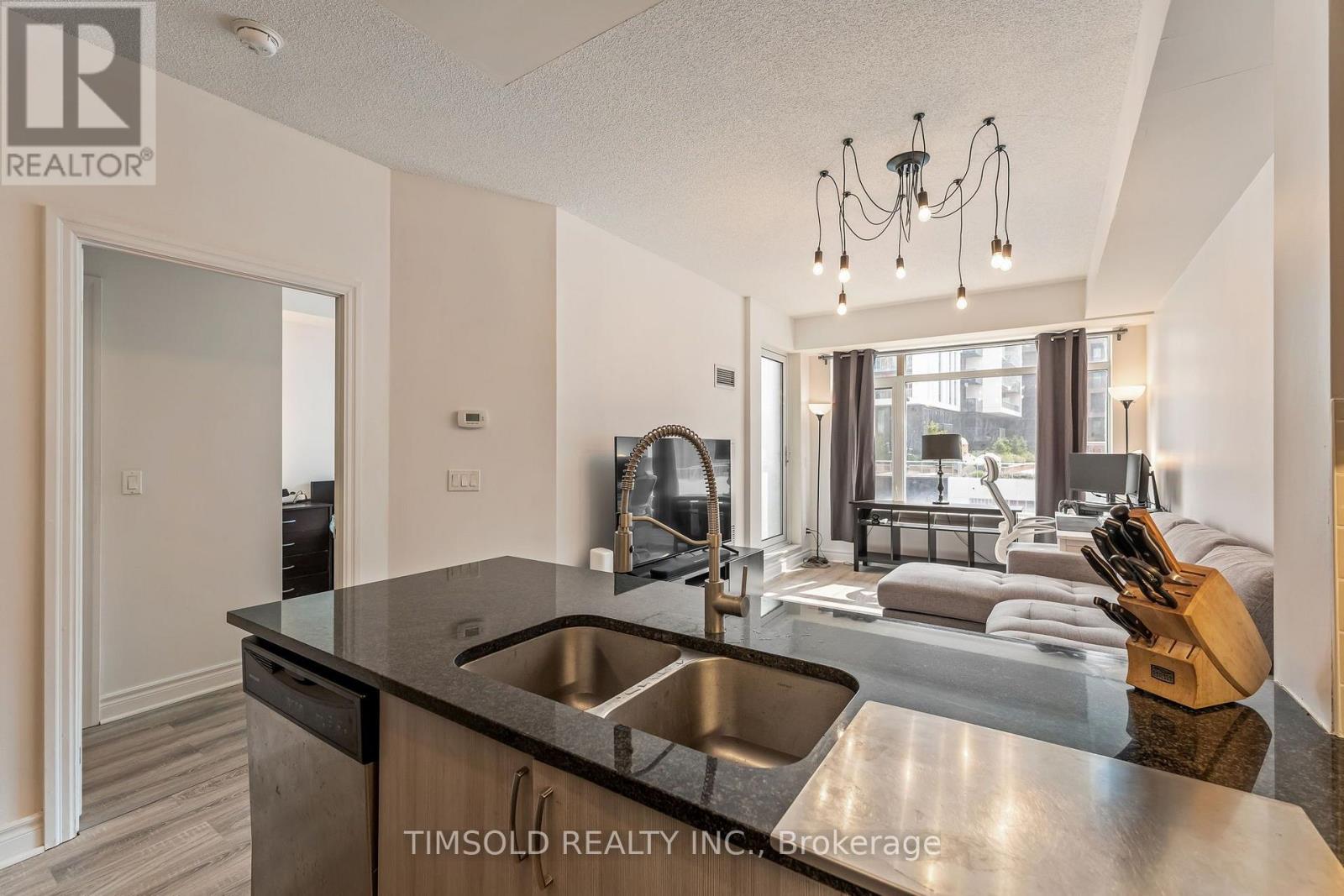 #411 8130 BIRCHMOUNT ROAD - Image 15