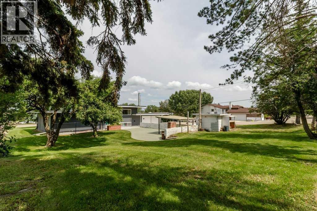 5307 48 Avenue - 2