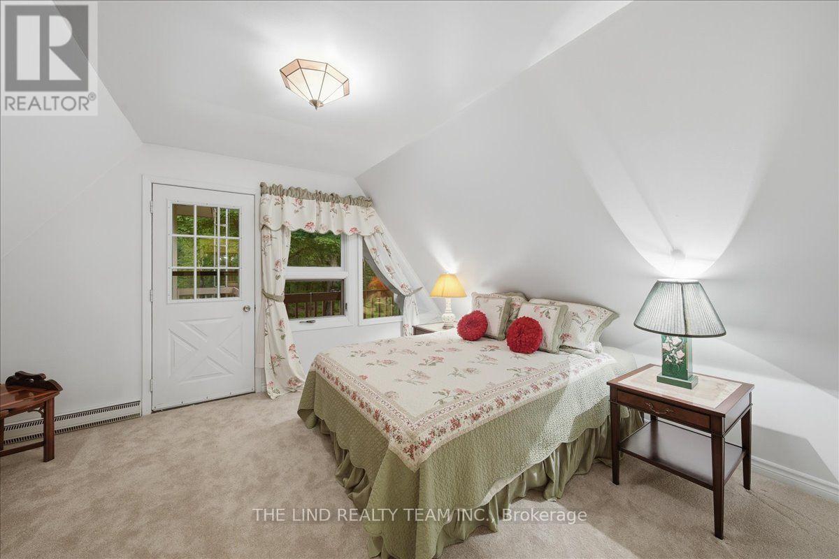 100 BRIDLE PATH - 37