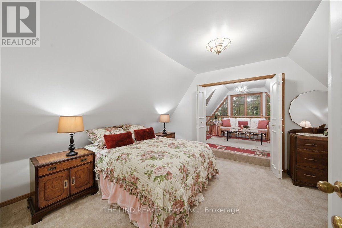100 BRIDLE PATH - 34