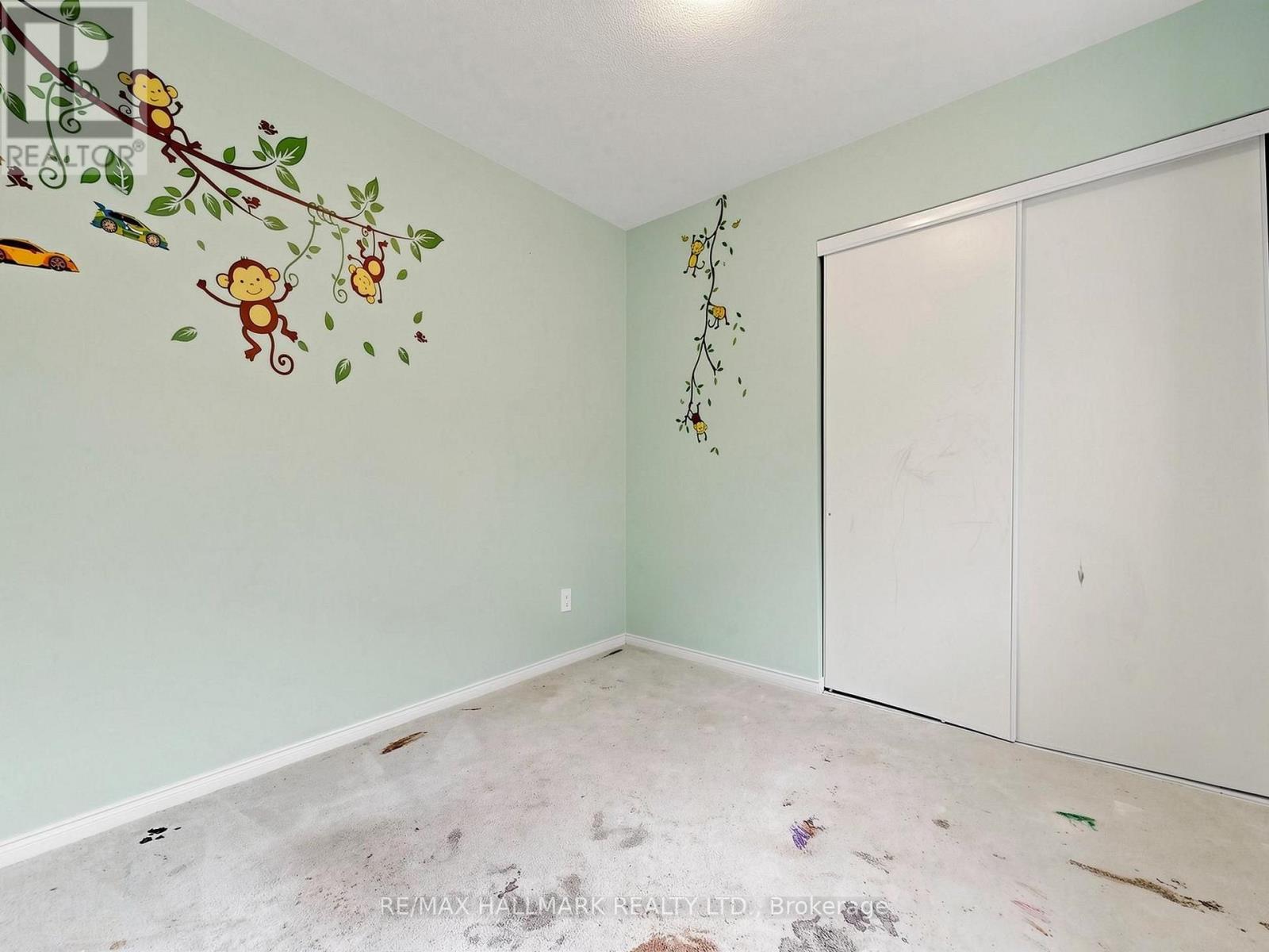 17 HOARD AVENUE S - 30