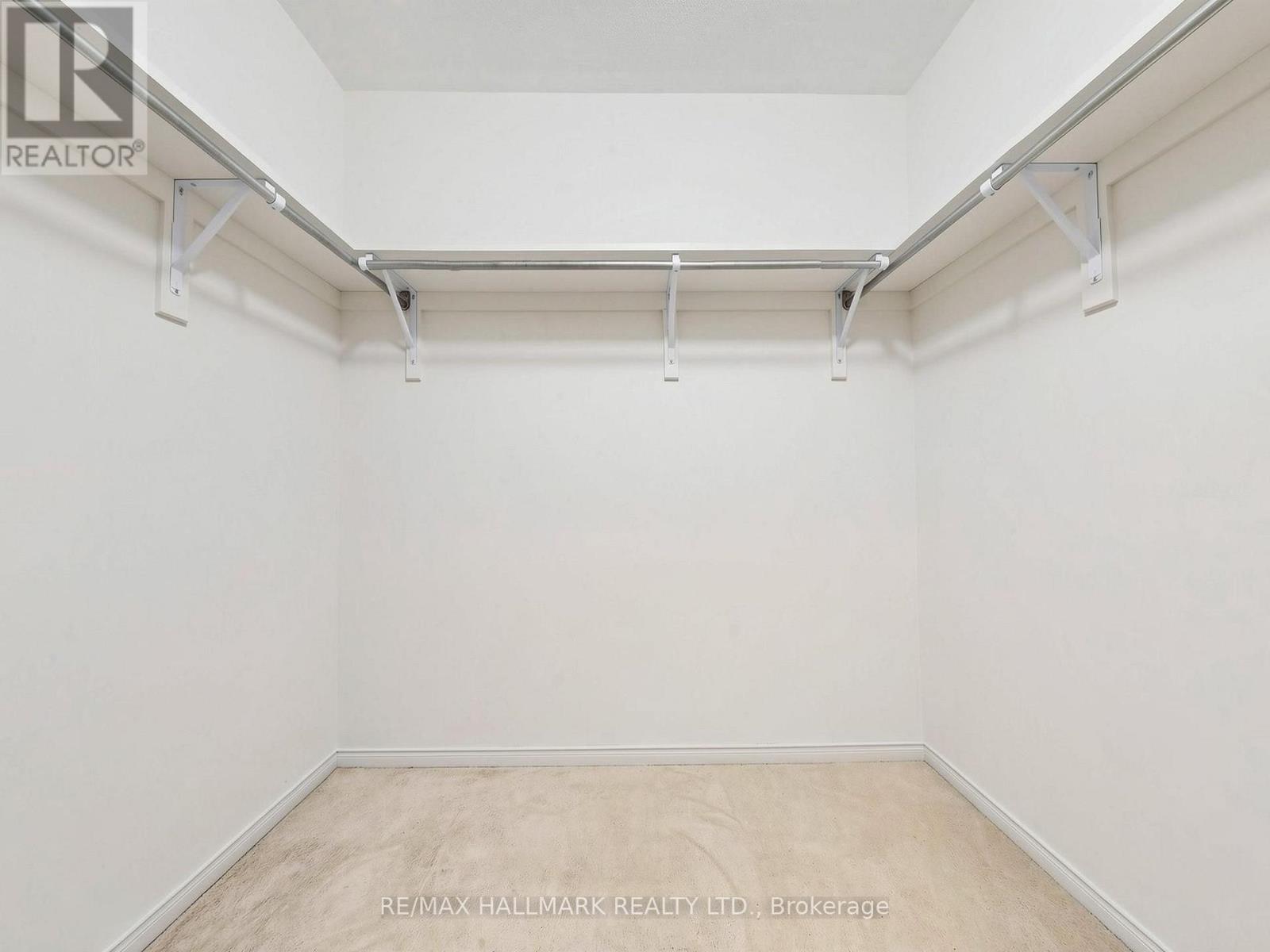 17 HOARD AVENUE S - 26