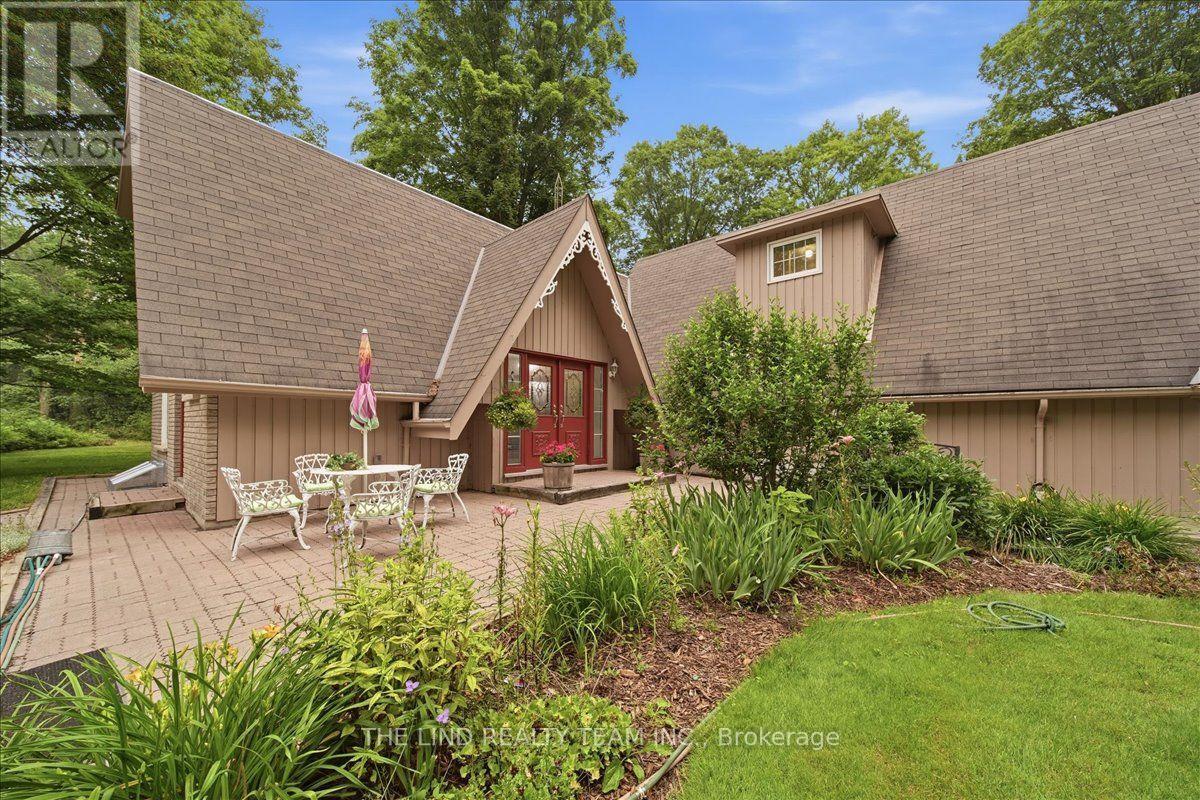 100 BRIDLE PATH - 4