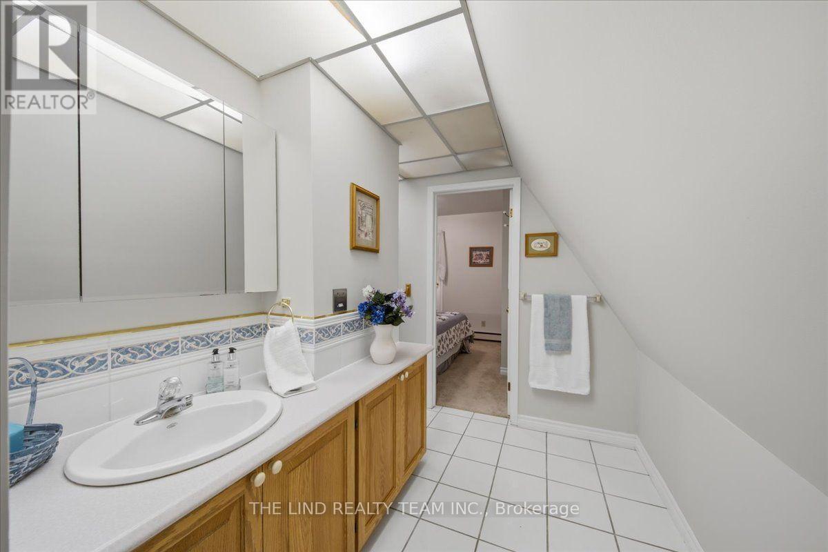 100 BRIDLE PATH - 25