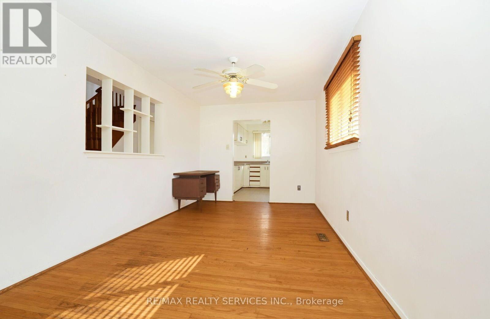 79 CLOVERDALE DRIVE - 9