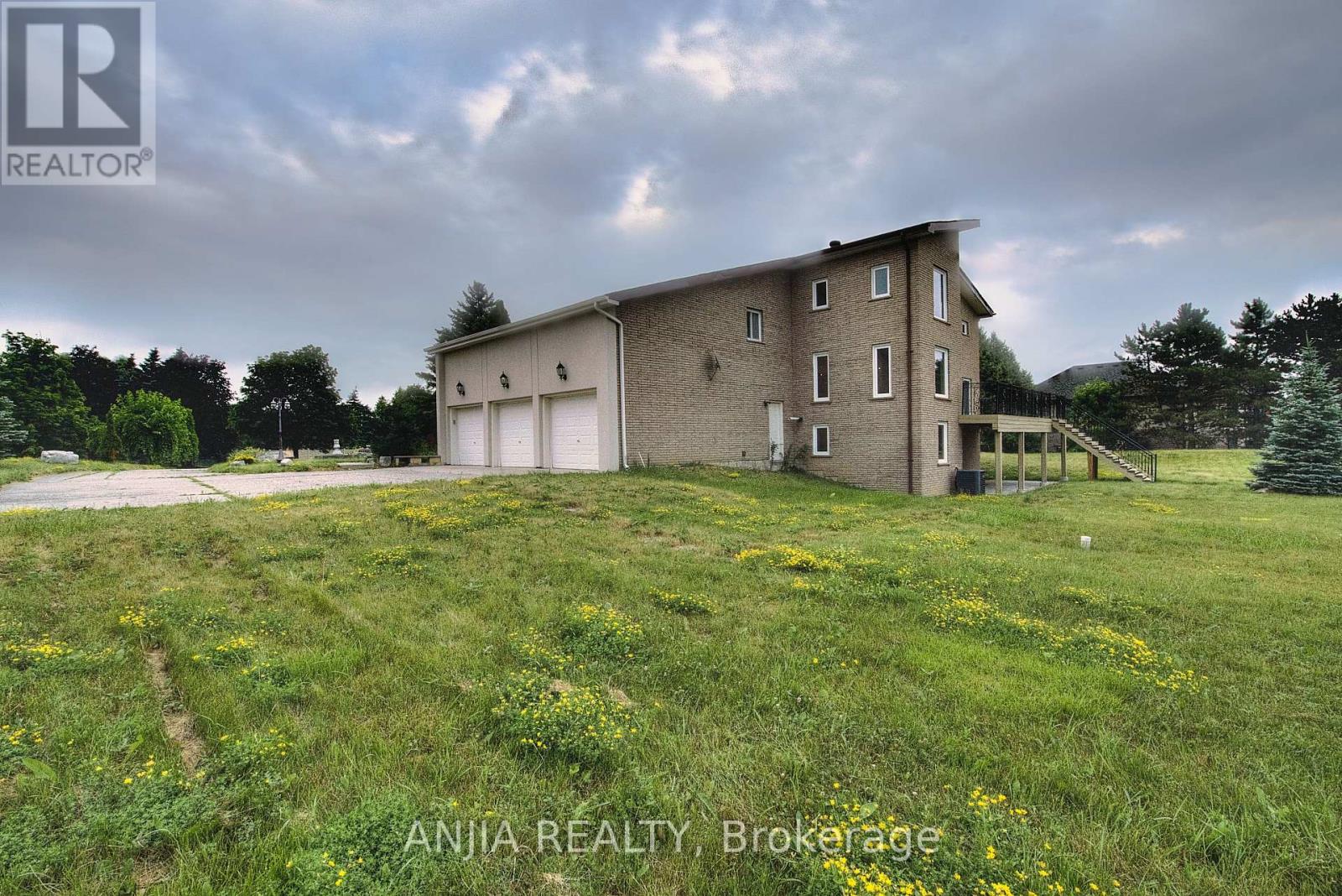 44 BELLINI AVENUE - 10