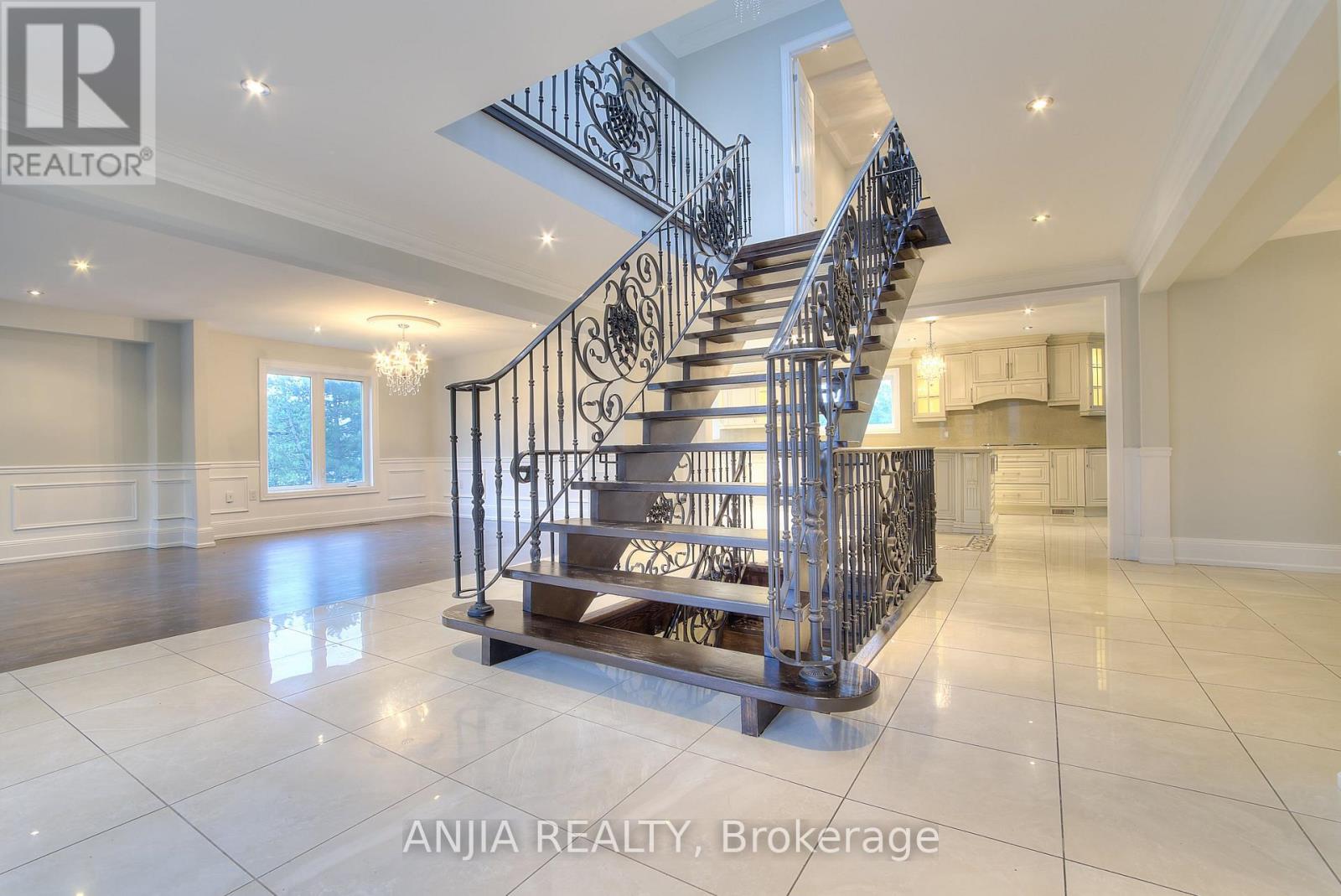 44 BELLINI AVENUE - 13