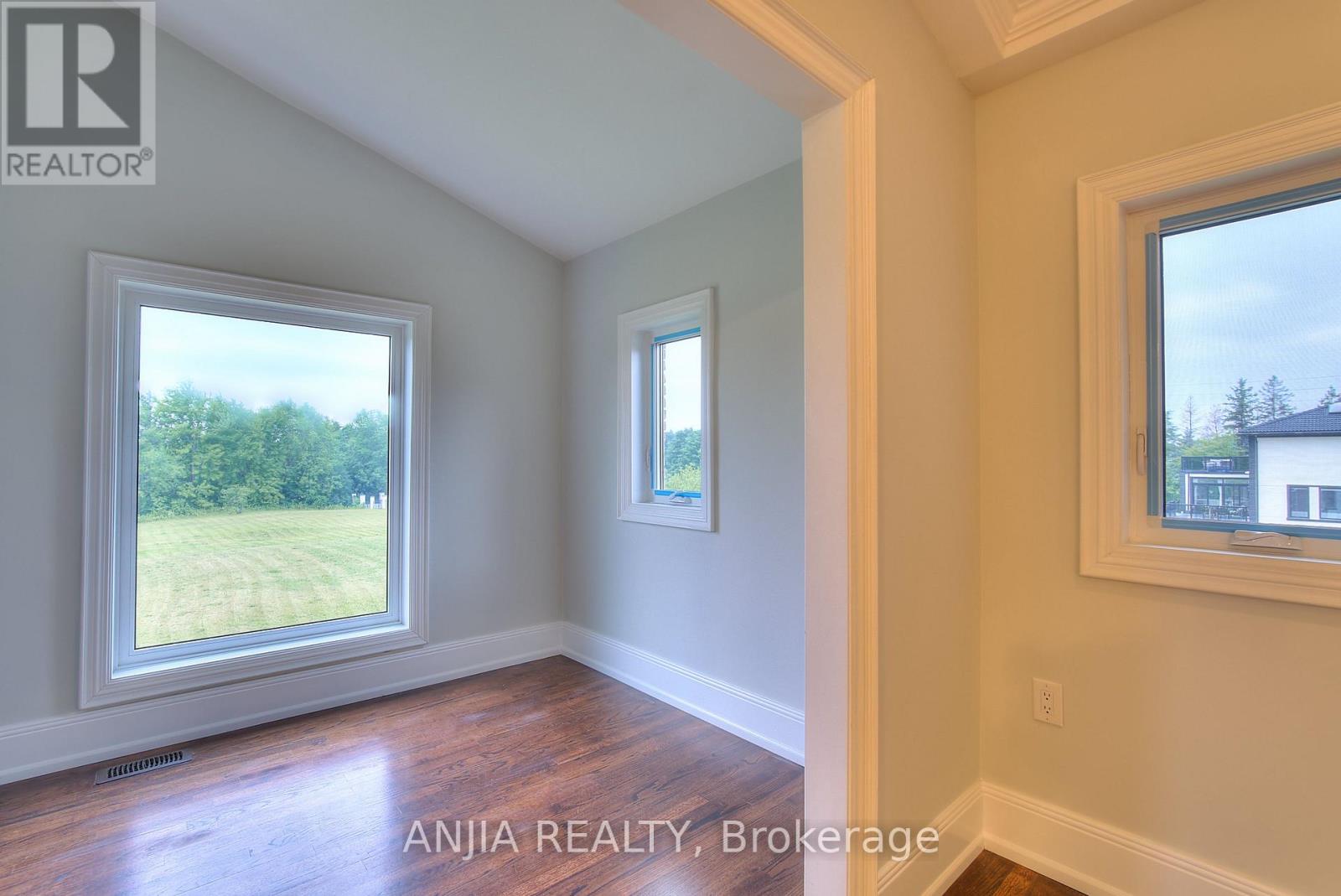 44 BELLINI AVENUE - 26