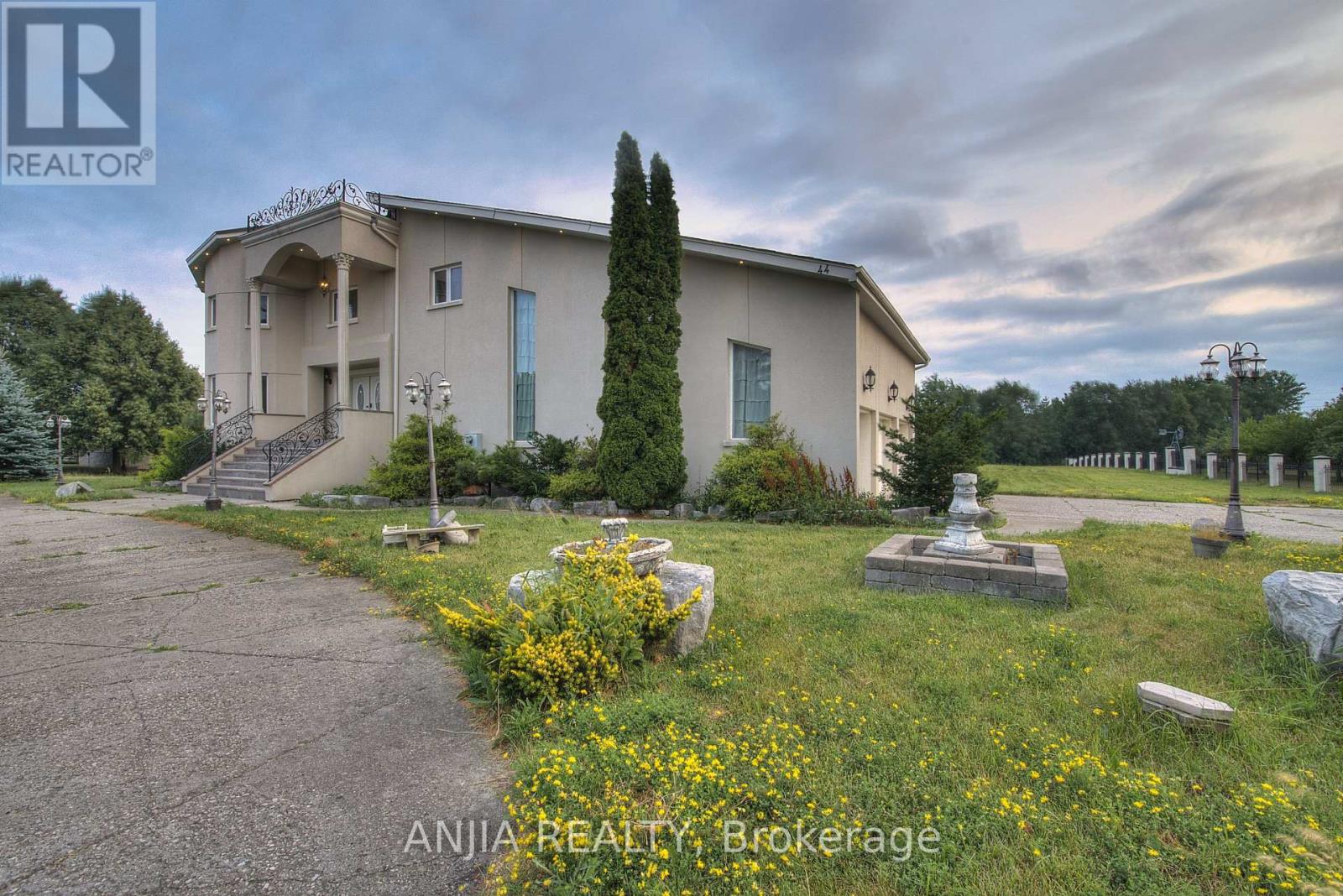 44 BELLINI AVENUE - 4