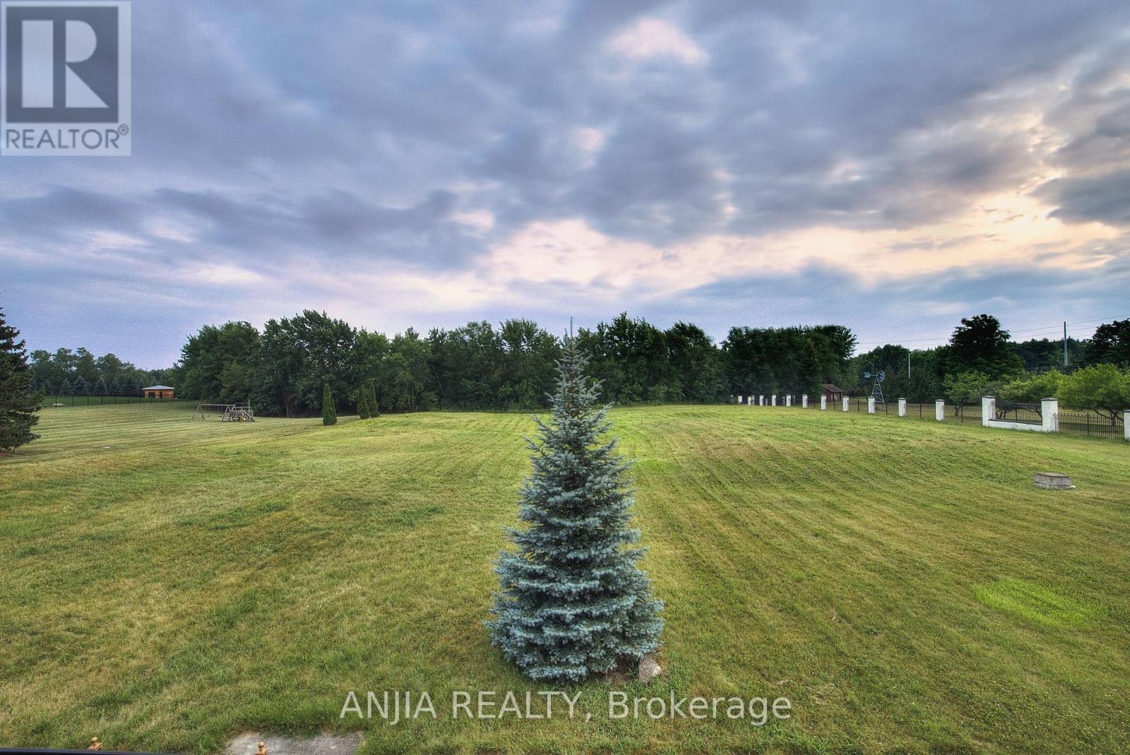 44 BELLINI AVENUE - 41