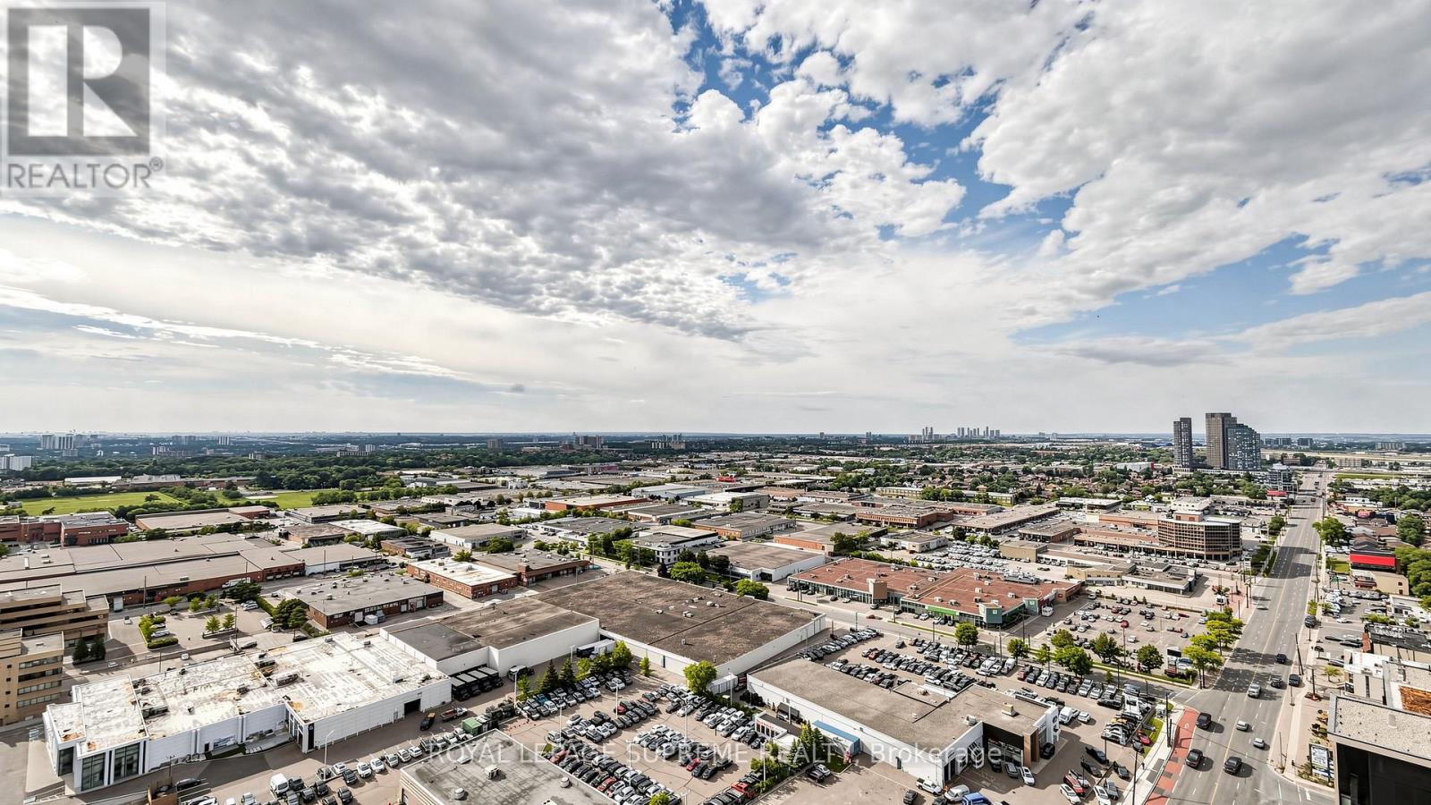 #2702 830 LAWRENCE AVENUE W - 29