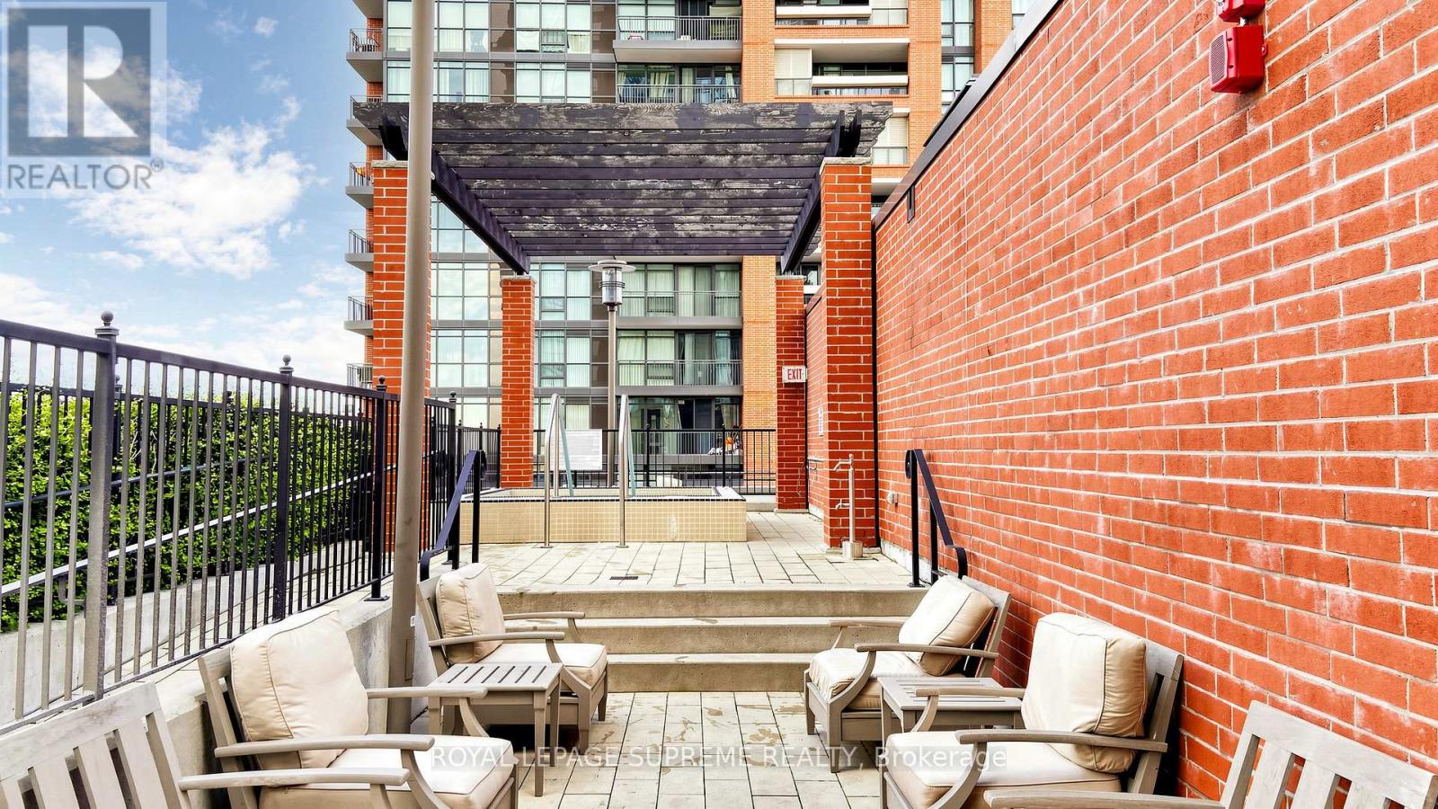 #2702 830 LAWRENCE AVENUE W - 44