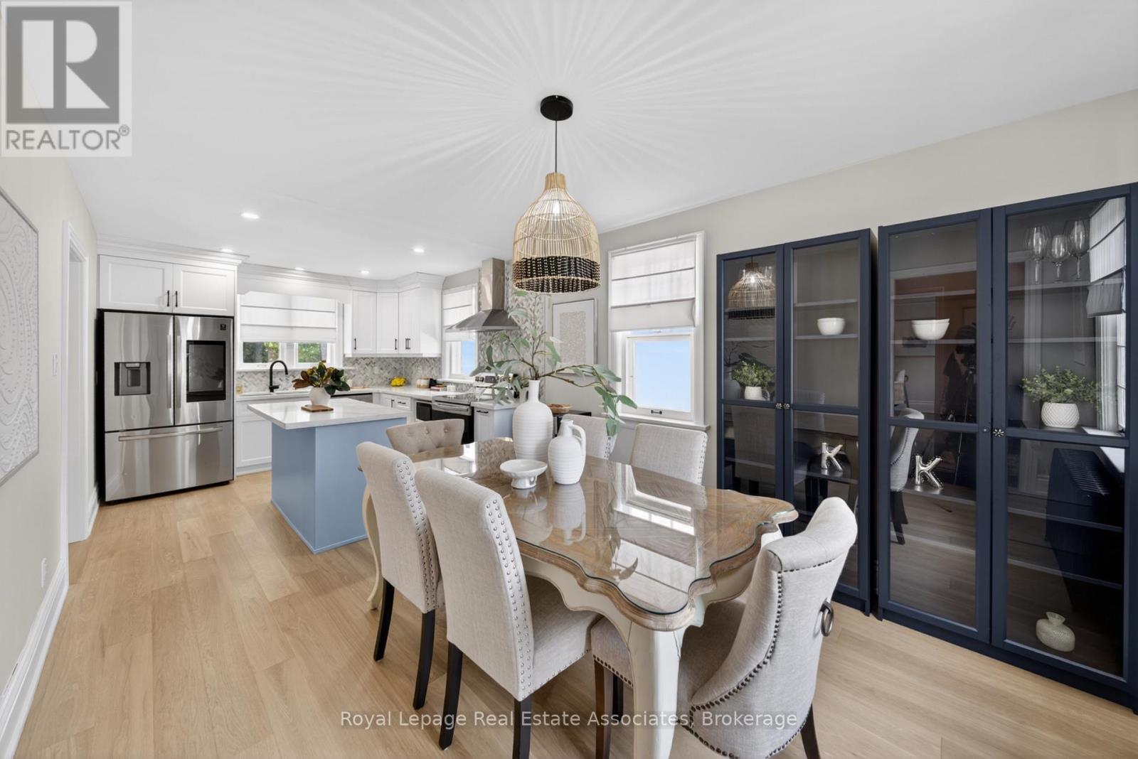24 PEEL AVENUE - 1