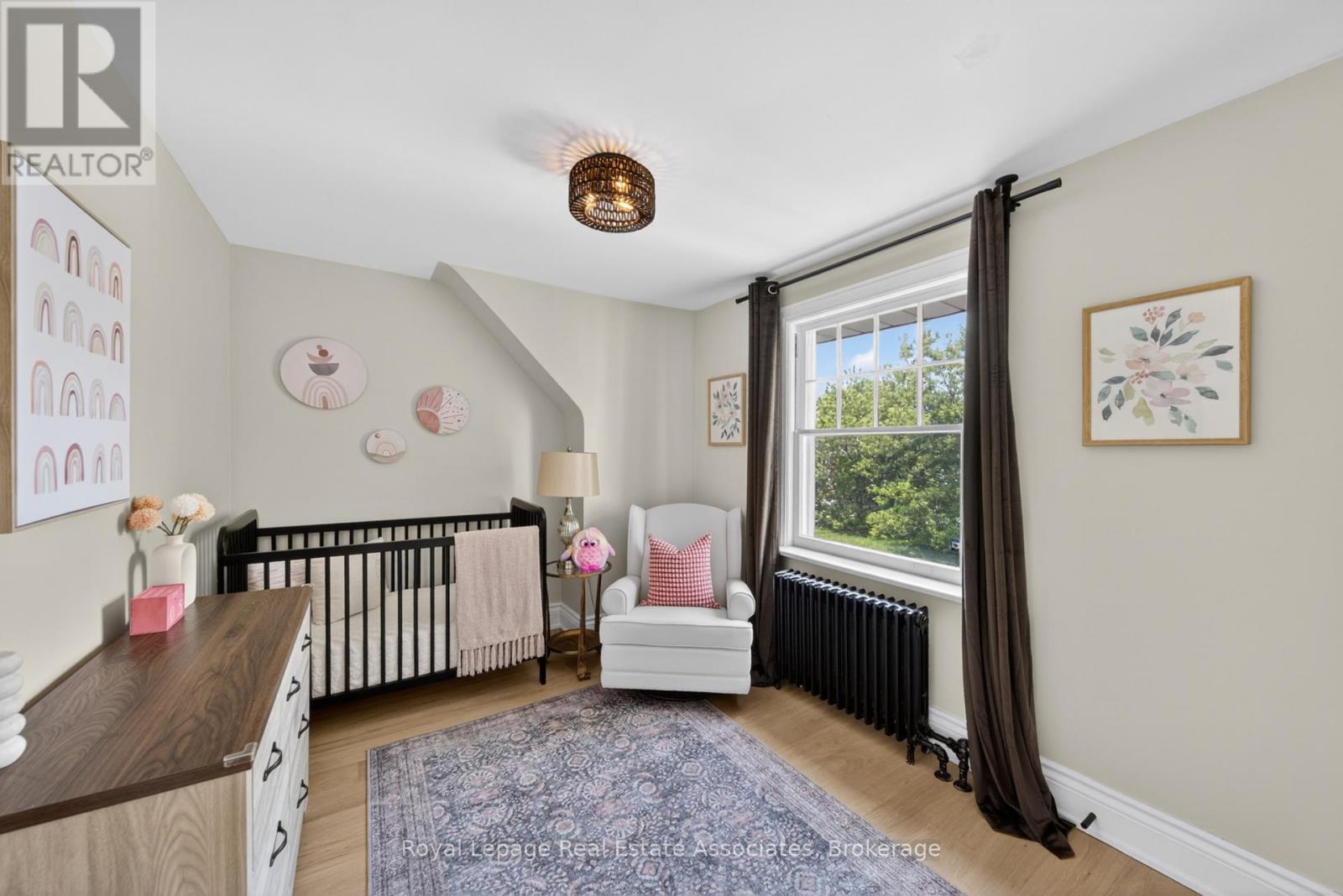 24 PEEL AVENUE - 21