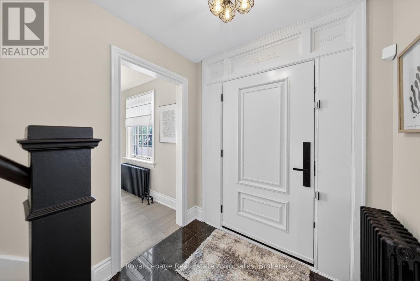 24 PEEL AVENUE - 4