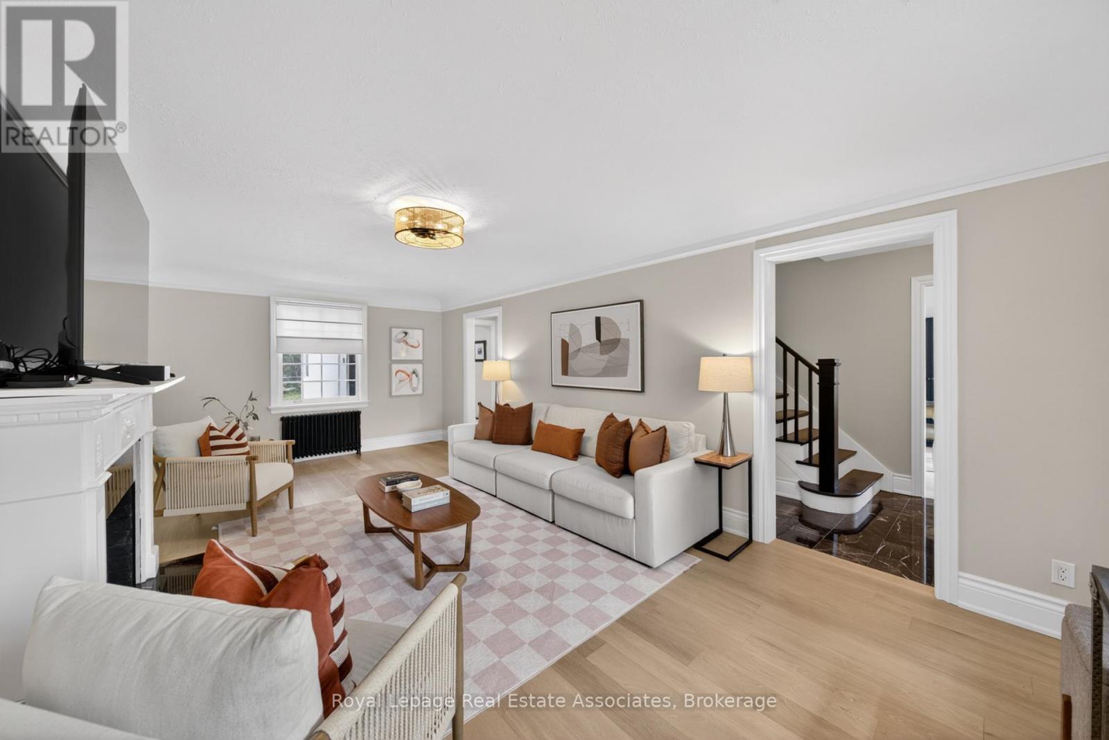 24 PEEL AVENUE - 8