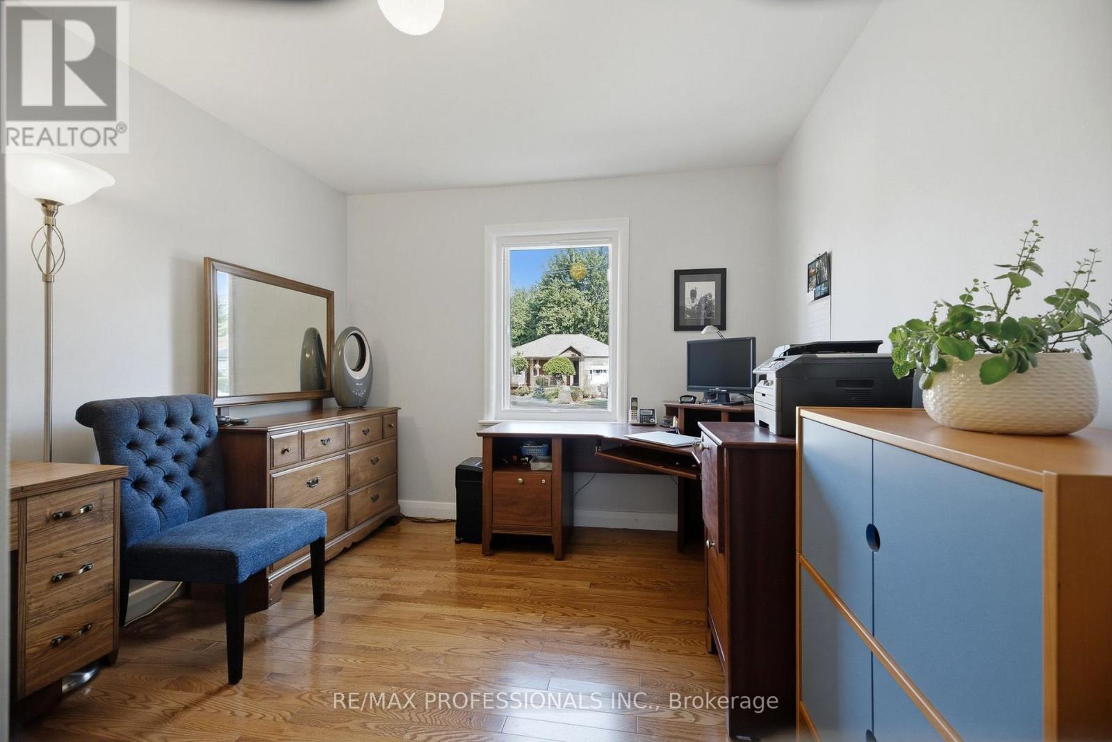 580 EXBURY CRESCENT - 19