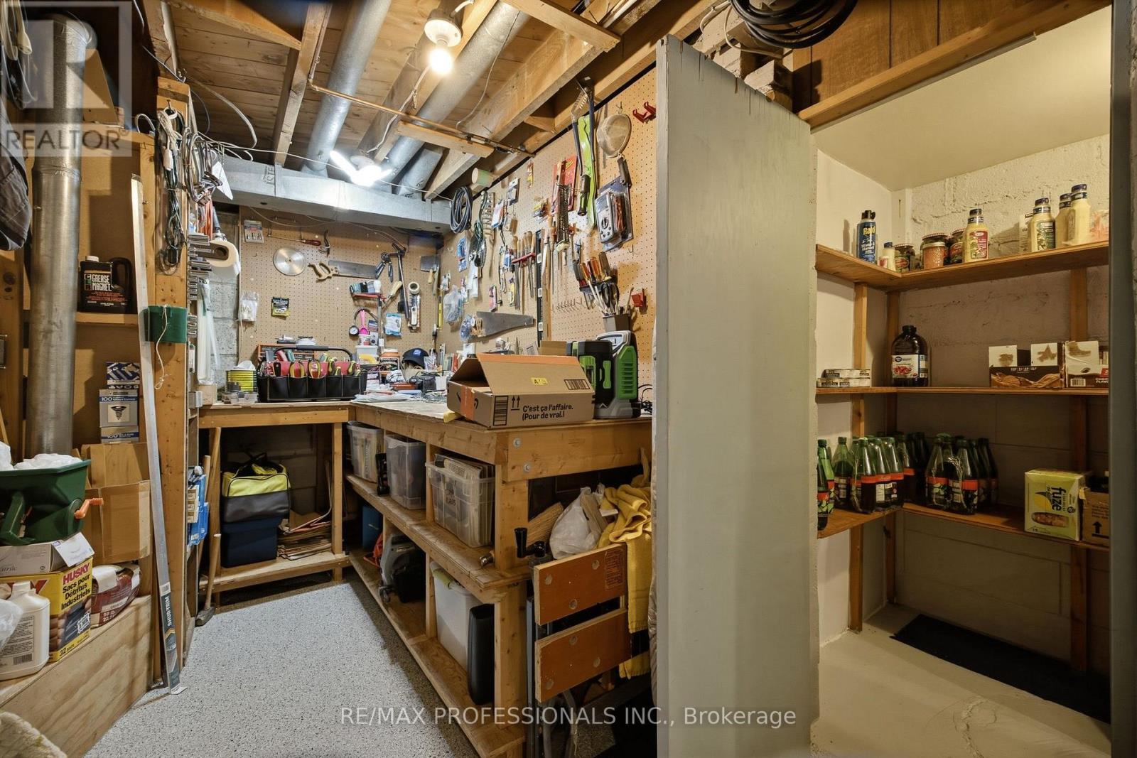 580 EXBURY CRESCENT - 26