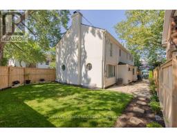 Kitchen - 15 Wychwood Road, St  Catharines, ON L2R3S1 Photo 12