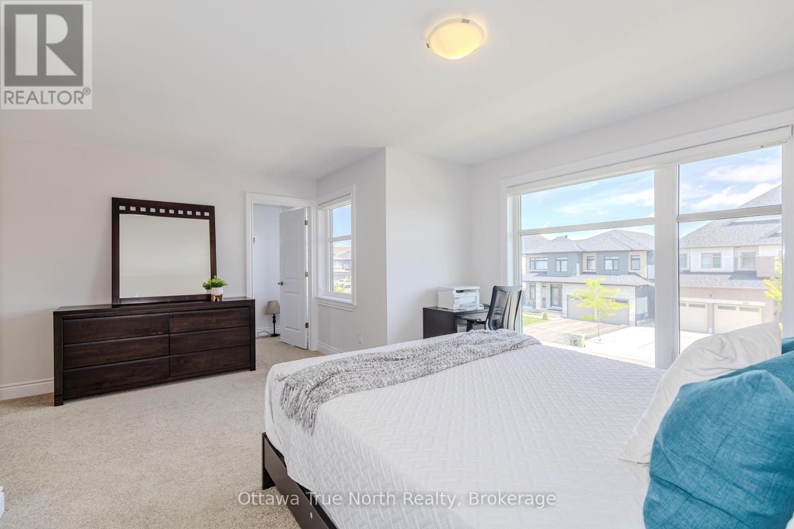 152 FINSBURY AVENUE - 39