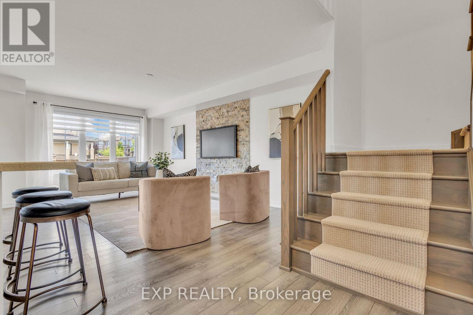 6 SHERWAY STREET - Image 20