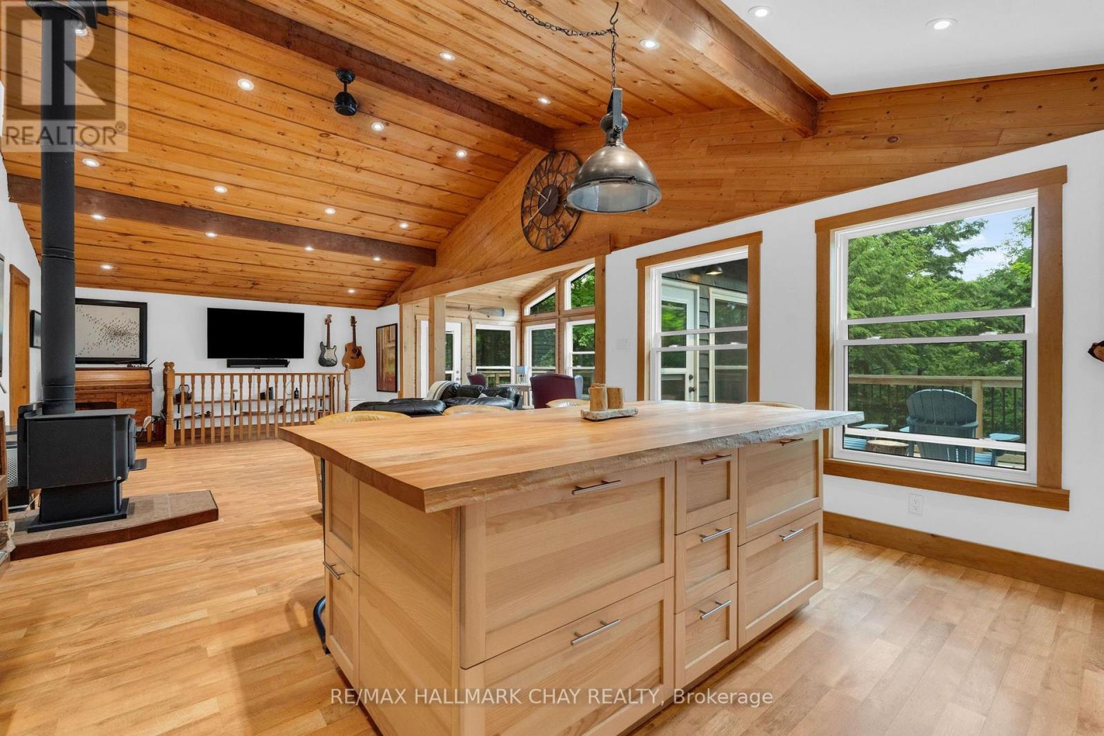 1315 WOLF CIRCLE - 11
