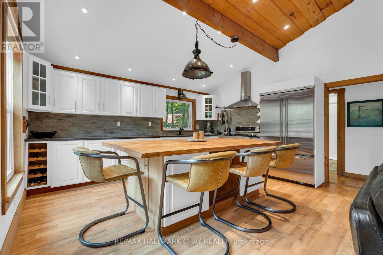 1315 WOLF CIRCLE - 13